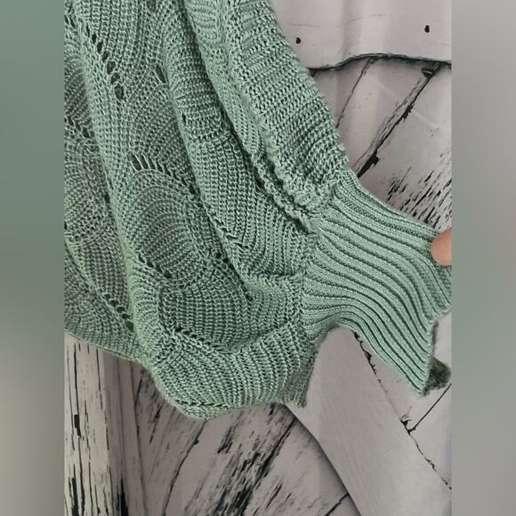 Versona Oversized Batwing Sweater Green S/M - Picture 6 of 9